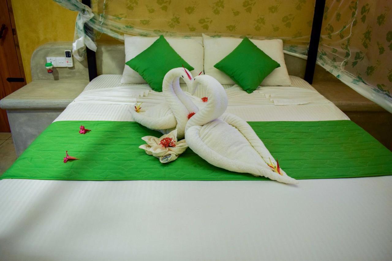 Omeesha Beach Hotel Калпития Номер фото